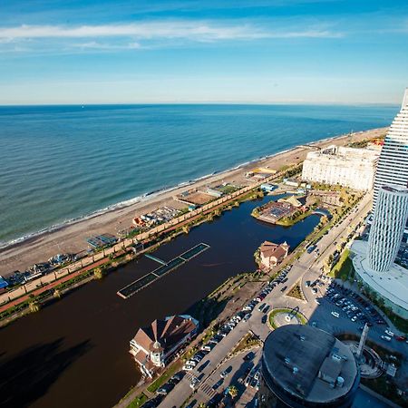 Orbi City Sea View Batumi Exterior photo