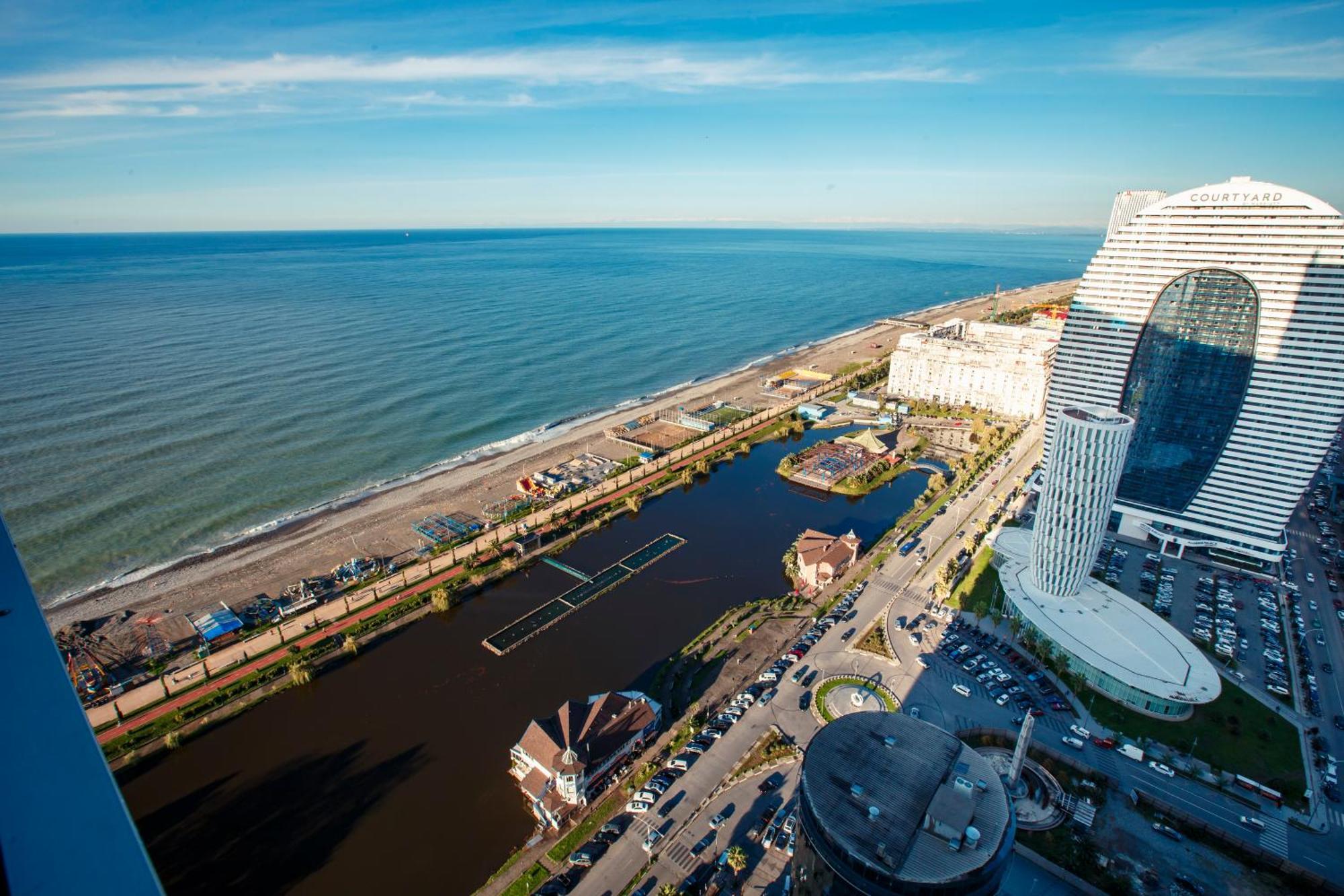 Orbi City Sea View Batumi Exterior photo